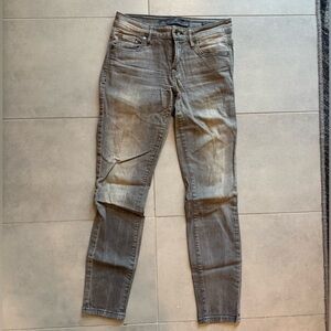 Guess Women's Skinny Jeans - Faded Gray